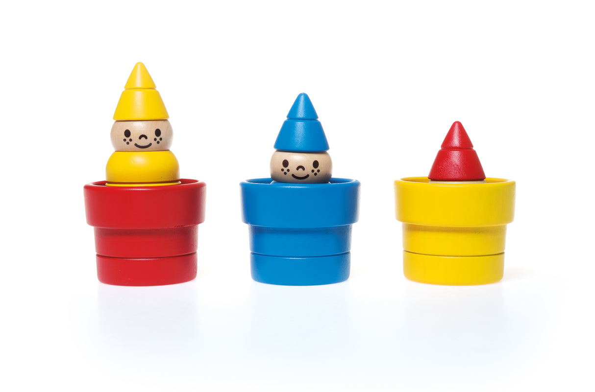 Gnome Sweet Gnome Wooden Deduction Game for Ages 3-7 with 48 Challenges